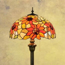 Gulvlampe i Tiffany-Stil...